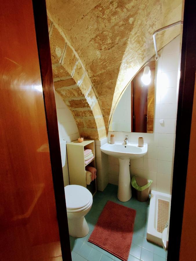 Апартаменты Casa Dante Бари Экстерьер фото