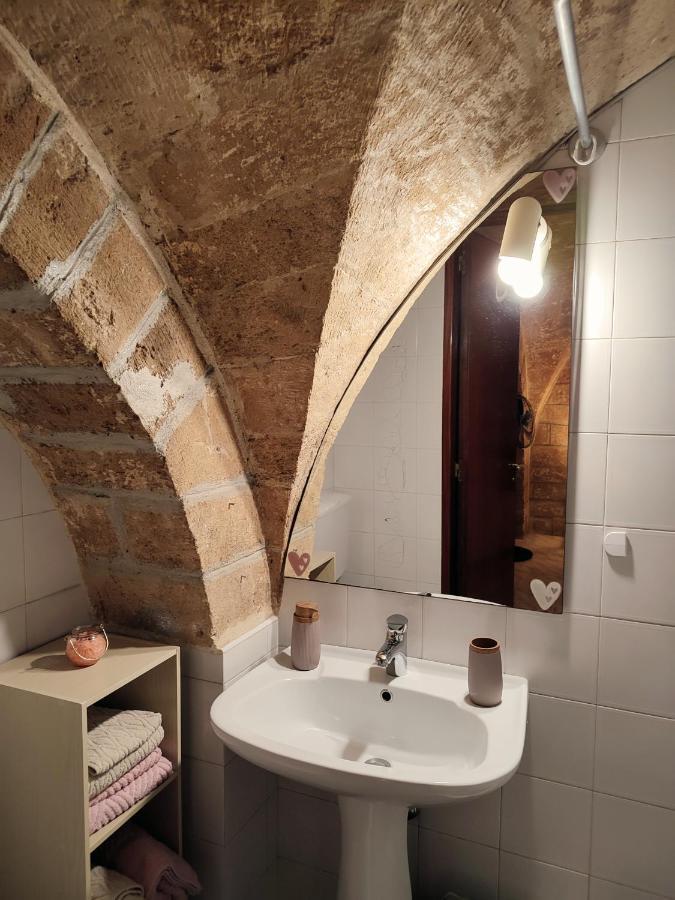 Апартаменты Casa Dante Бари Экстерьер фото
